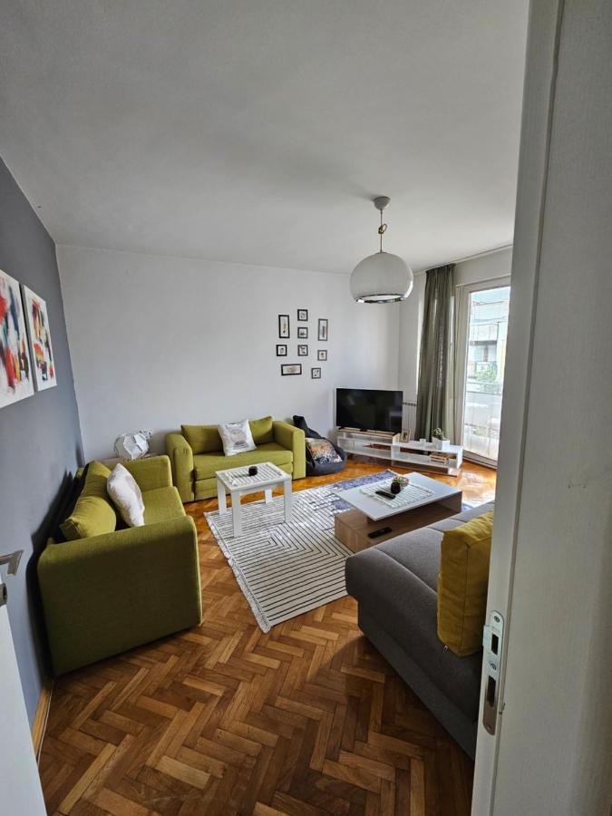 Cosy Apartment In The Heart Of Skopje Esterno foto