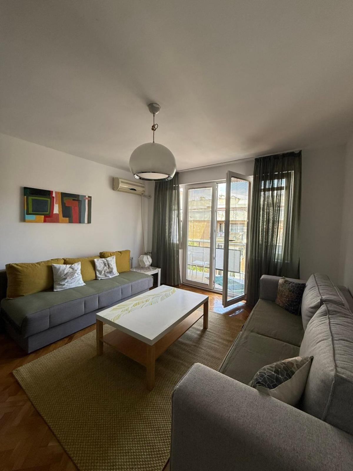 Cosy Apartment In The Heart Of Skopje Esterno foto