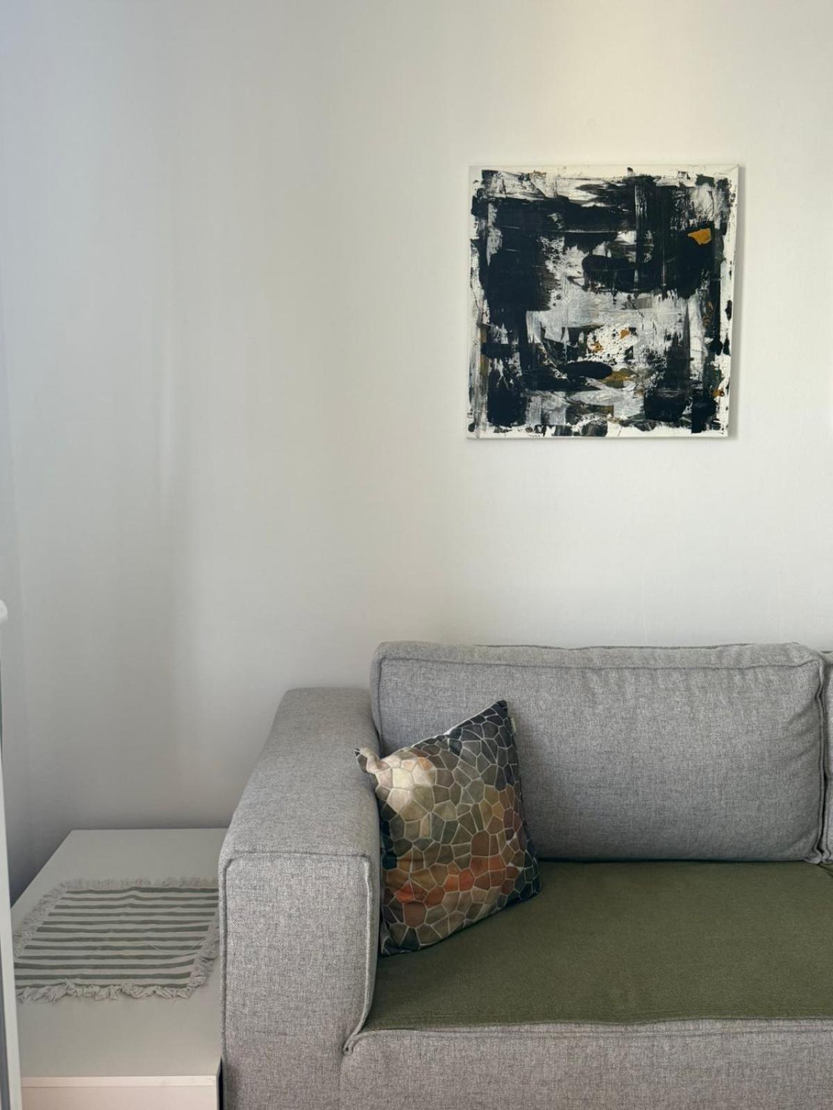 Cosy Apartment In The Heart Of Skopje Esterno foto