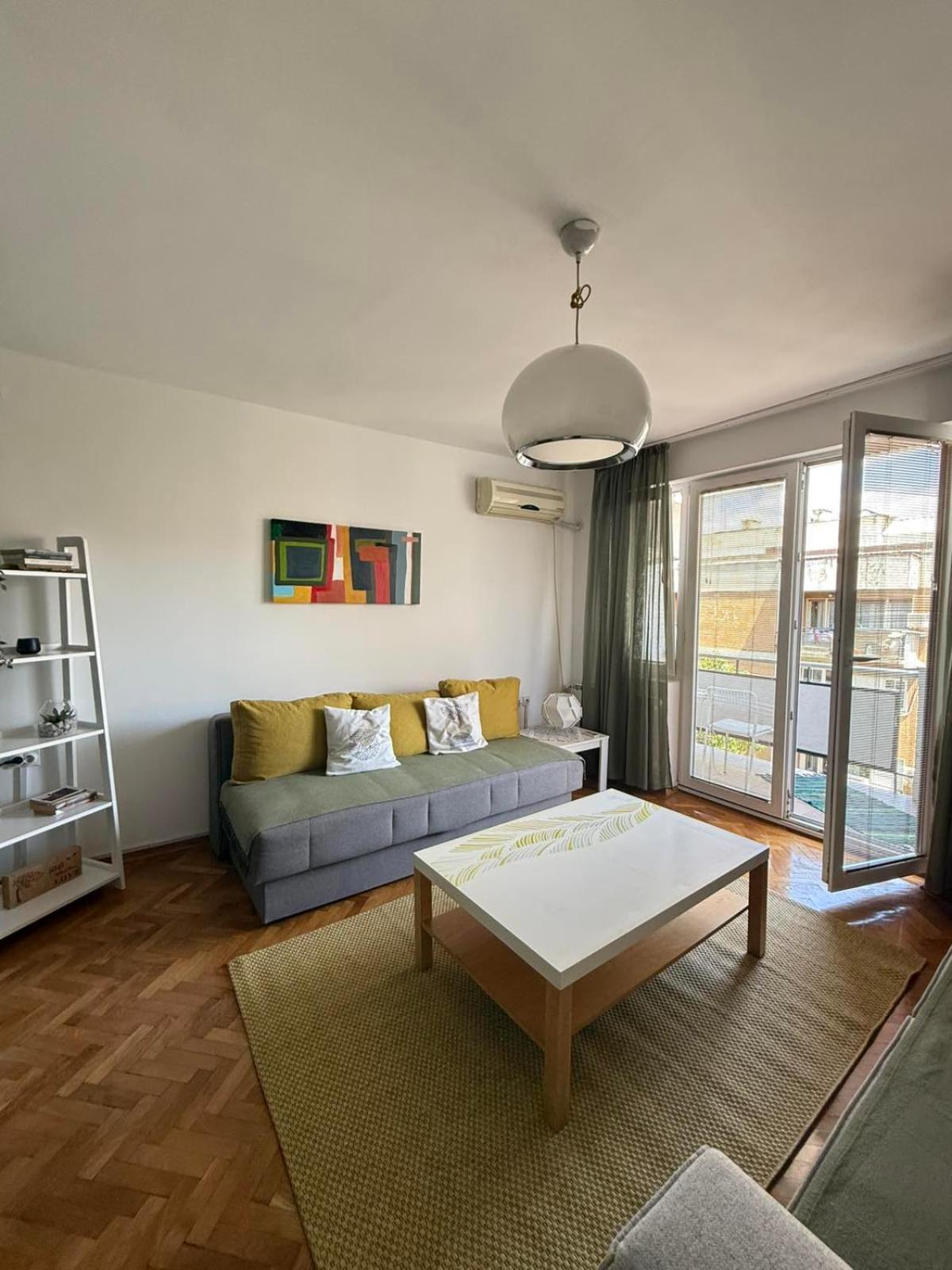 Cosy Apartment In The Heart Of Skopje Esterno foto